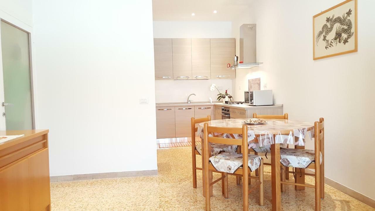 Monilvia Apartment Firenze Bagian luar foto